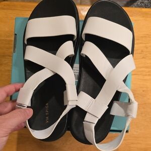 Via Spiga White Sandals Modern Sporty Design